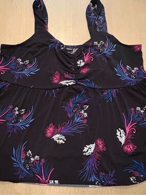 Torrid Women’s Black Floral Sleeveless Tank Top - Pink & Blue Print